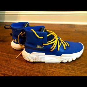 Stephen Curry - Basketball Shoe